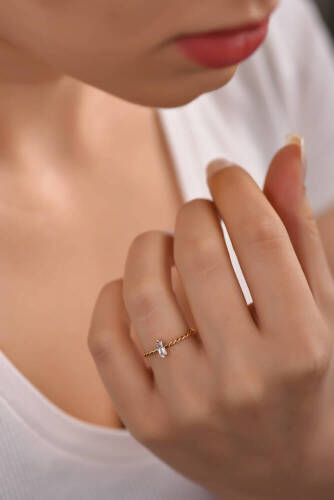 Burgu Baget Altın Yüzük - 