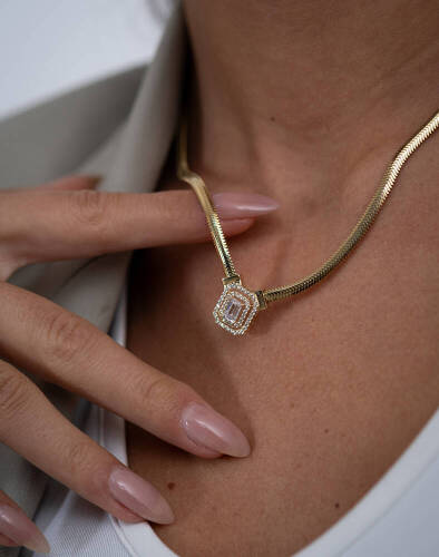 Çağla Baget Kolye - 