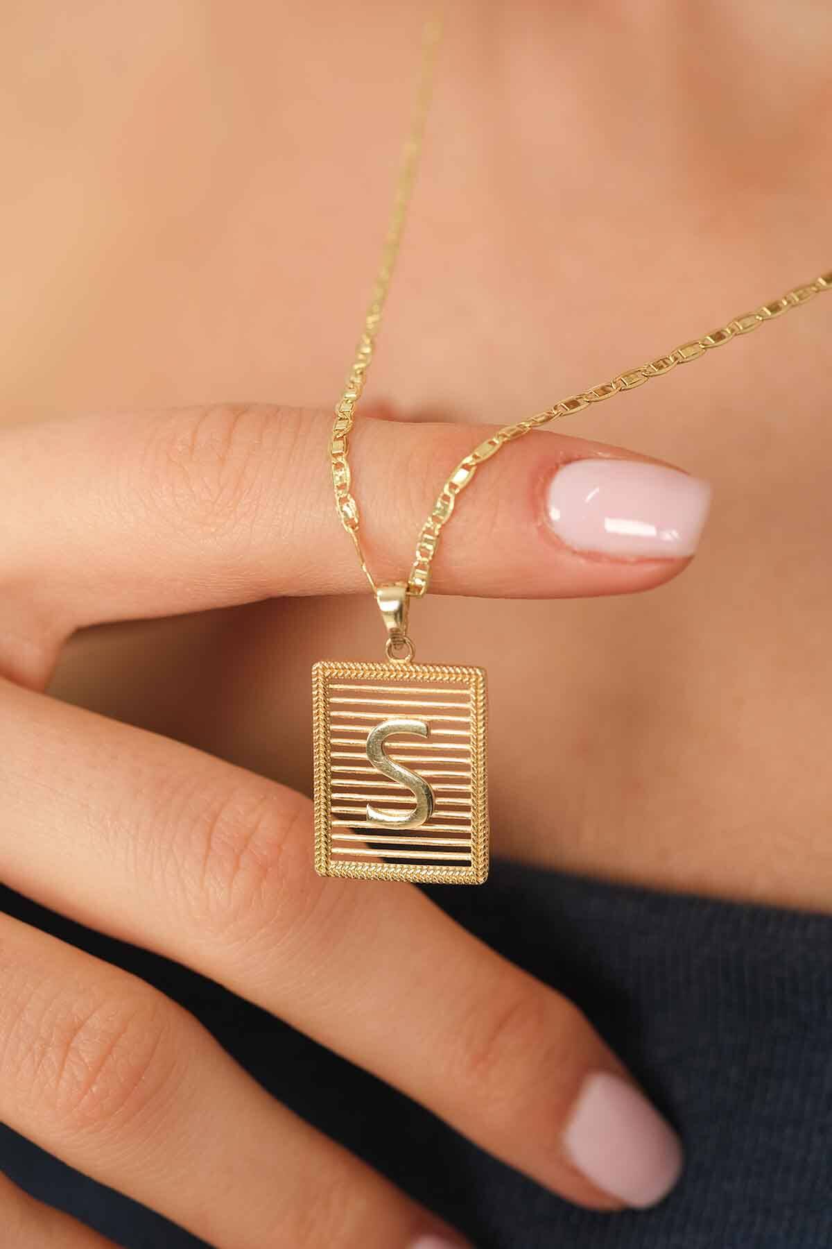 Çerçeve Harf Kolye - 3