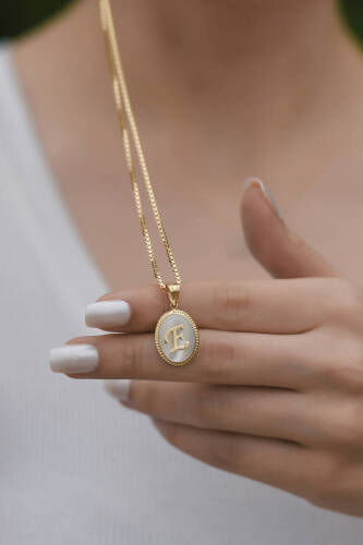 İtalyan Zincirli Sedef Altın Harf Kolye - 