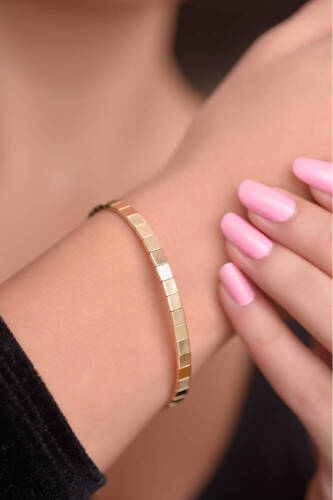 İthal Küp Desenli Esnek Sarı Altın Bileklik - 