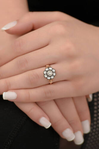 Nazende Elmas Montür Altın Yüzük - 