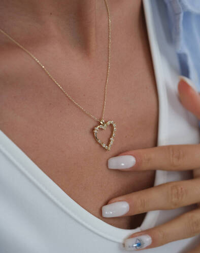 Taşlı Altın Kalp Kolye - (1)