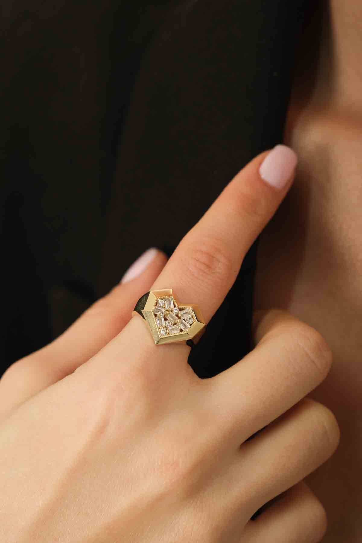 Taşlı Kalp Yüzük - 2