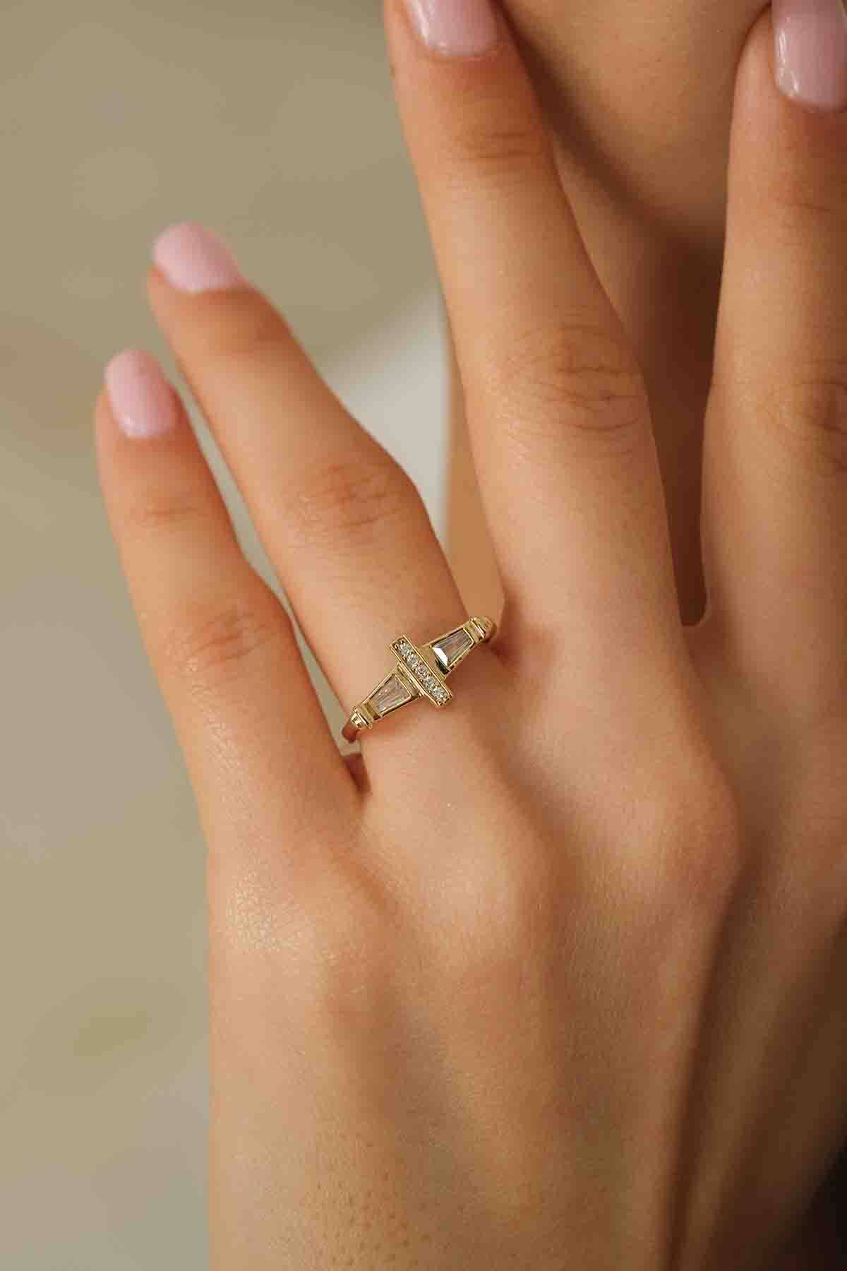 Taşlı Tasarım Yüzük - 1