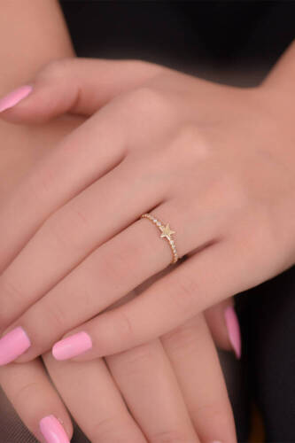 Taşlı Yıldız Altın Yüzük - 