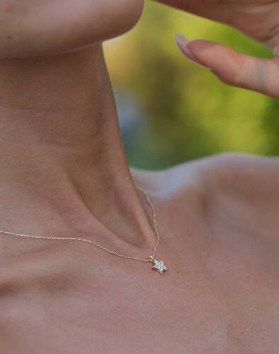 Taşlı Yıldız Kolye - (1)