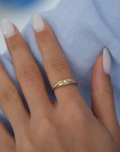 Taşlı Yıldız Yüzük - 