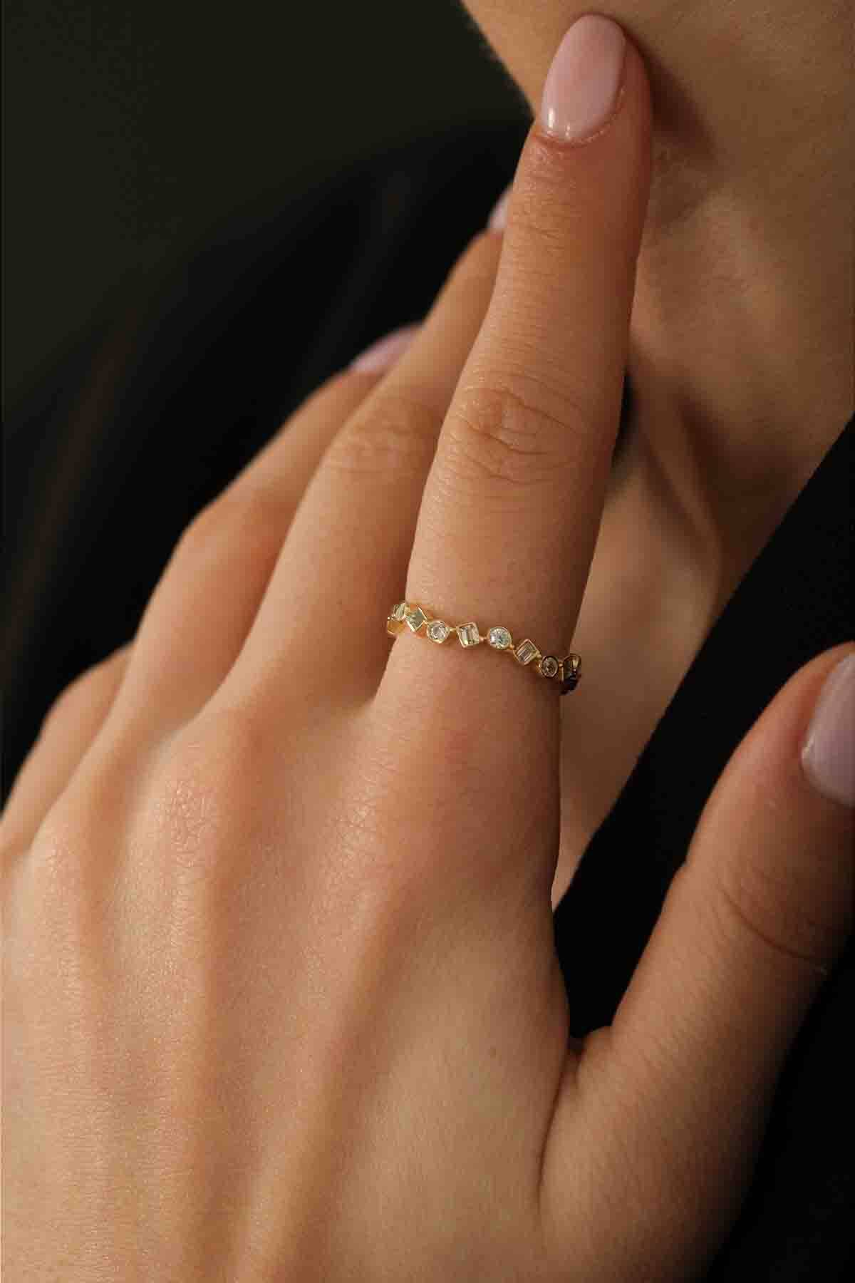 Taşlı Yüzük - (1)