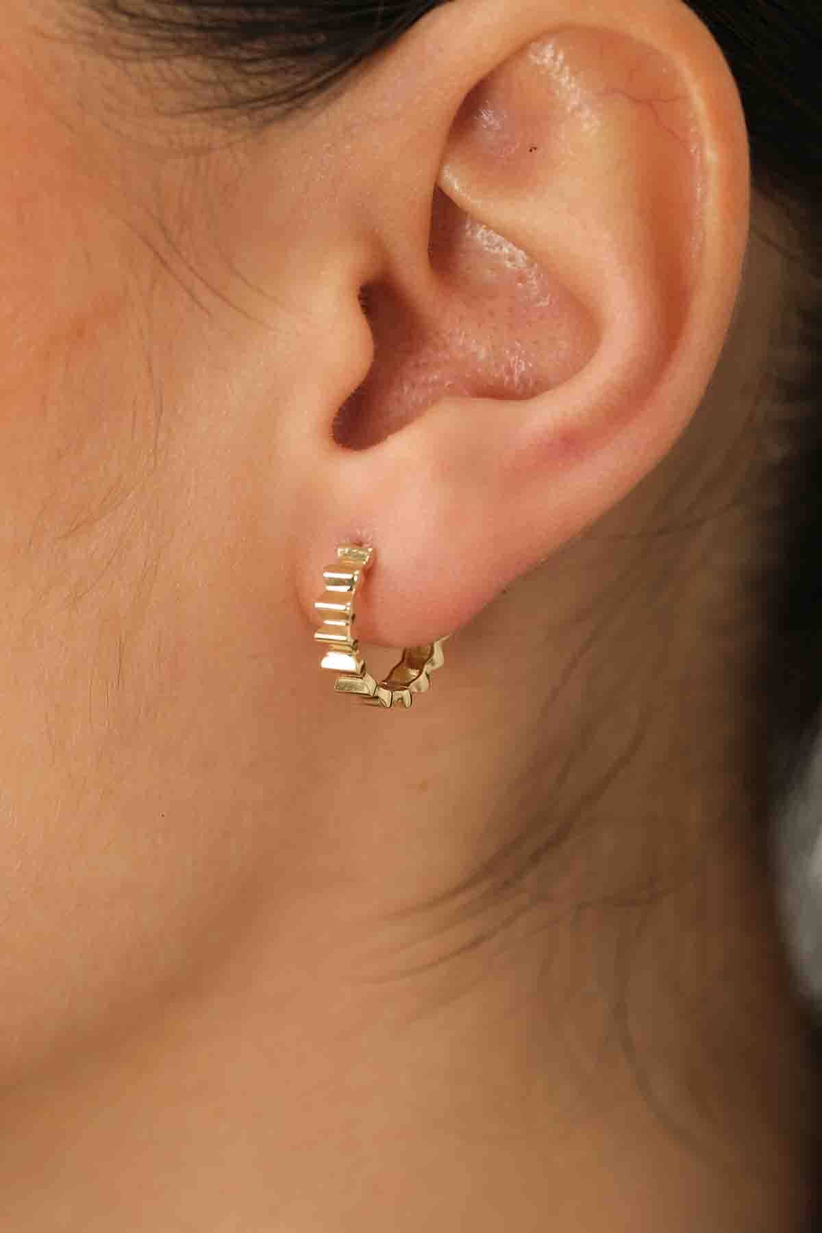 Tırtıklı Halka Küpe - 3