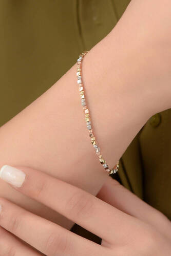 Yeni Üçrenk Kübik Dorika Altın Bileklik - 